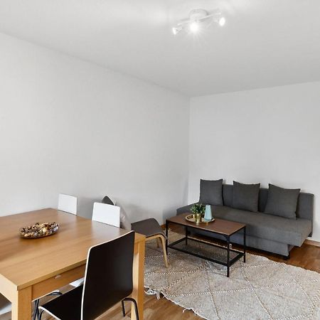 Zurich Urban Charm: Your Comfy Stay Close To The City エクステリア 写真