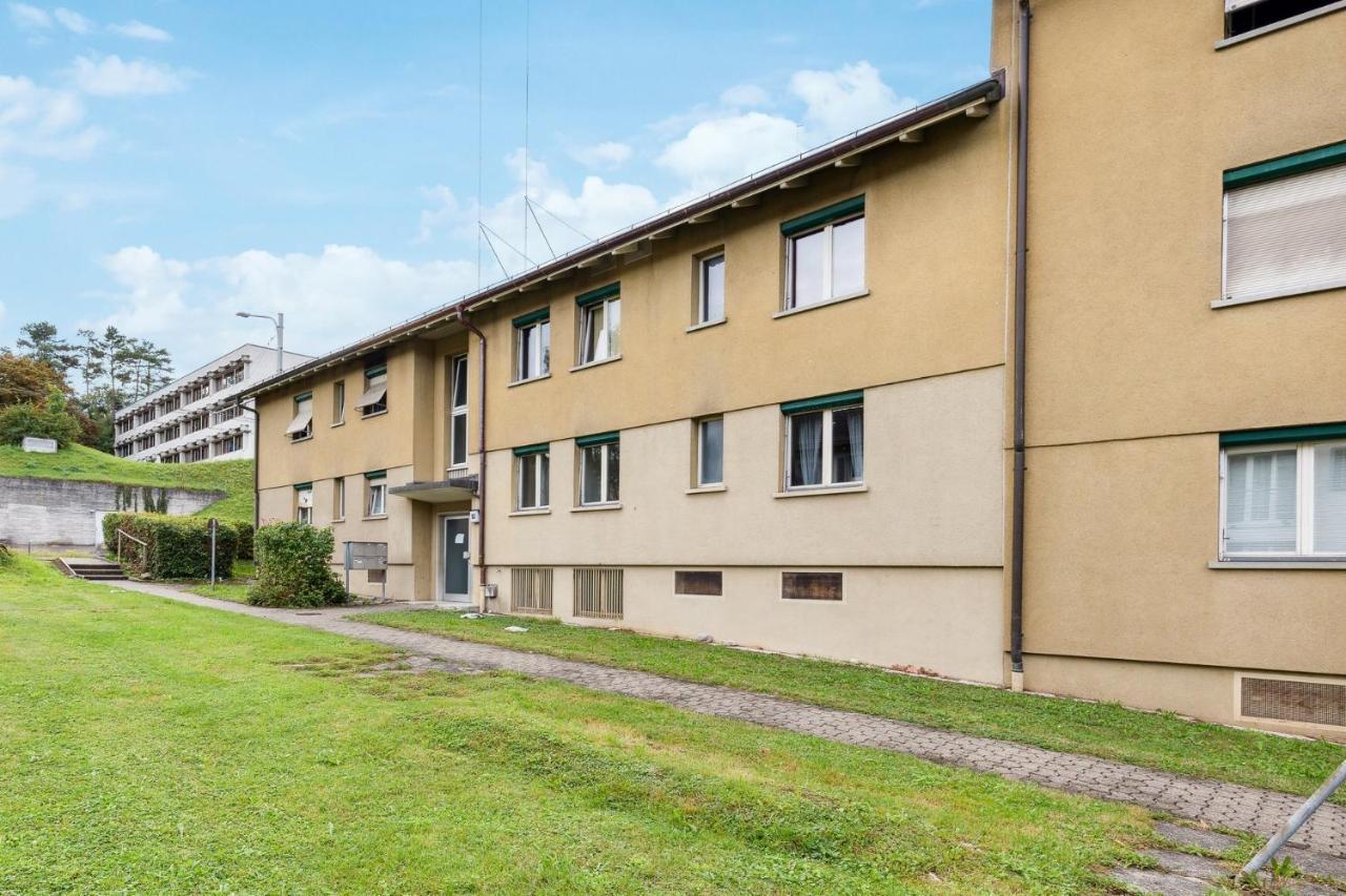 Zurich Urban Charm: Your Comfy Stay Close To The City エクステリア 写真