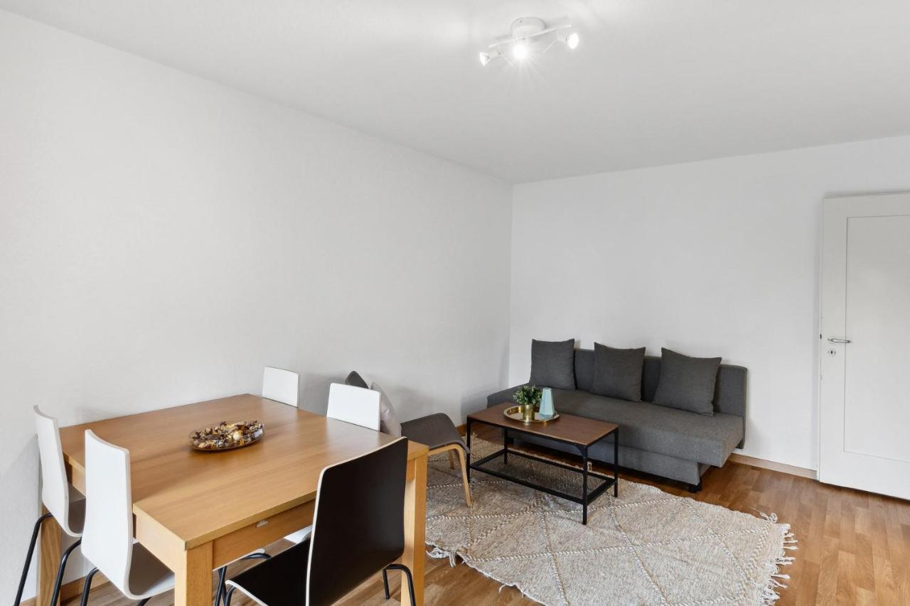 Zurich Urban Charm: Your Comfy Stay Close To The City エクステリア 写真