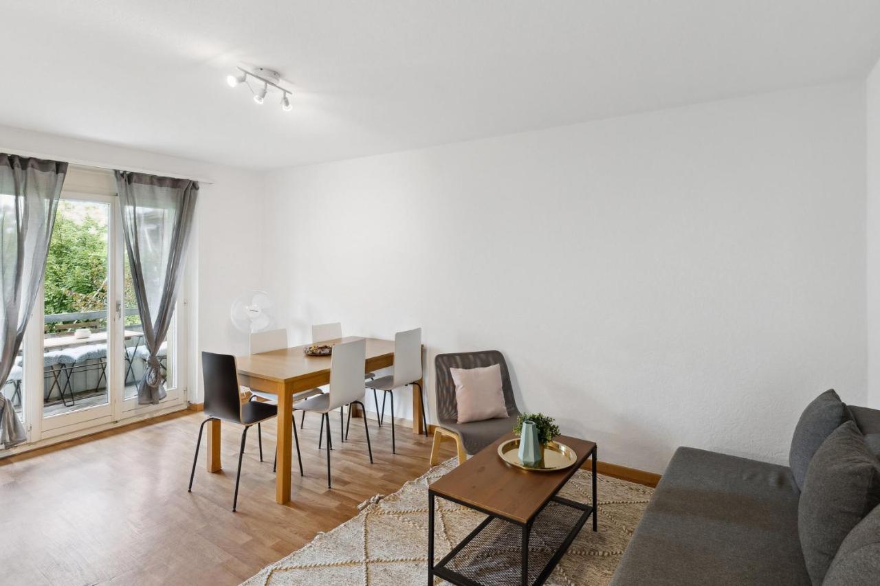 Zurich Urban Charm: Your Comfy Stay Close To The City エクステリア 写真